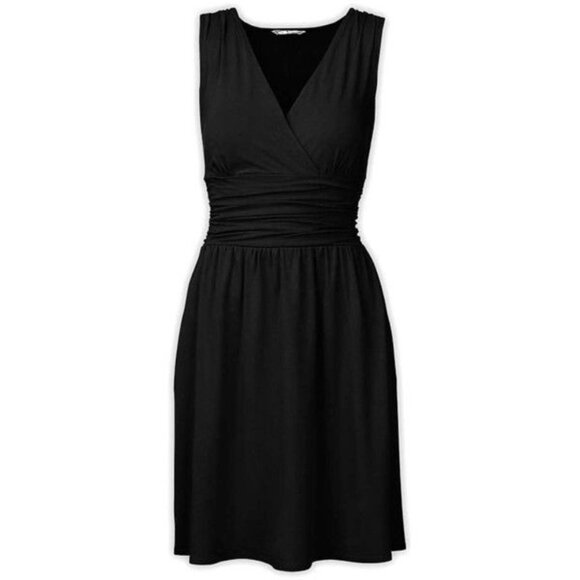 The North Face Dresses & Skirts - The North Face Plunge Heartwood Dress in Black Size Large